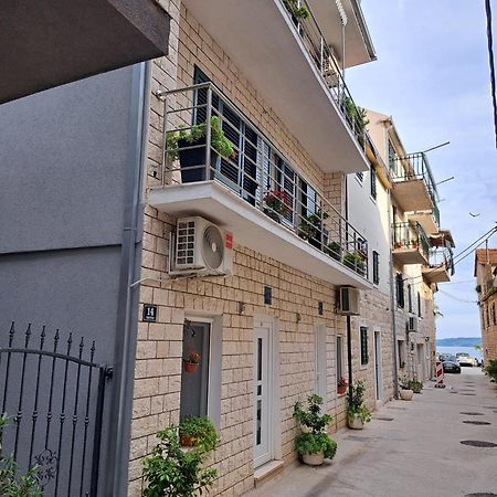 Kaštela Studio Apartment Legcevic מראה חיצוני תמונה