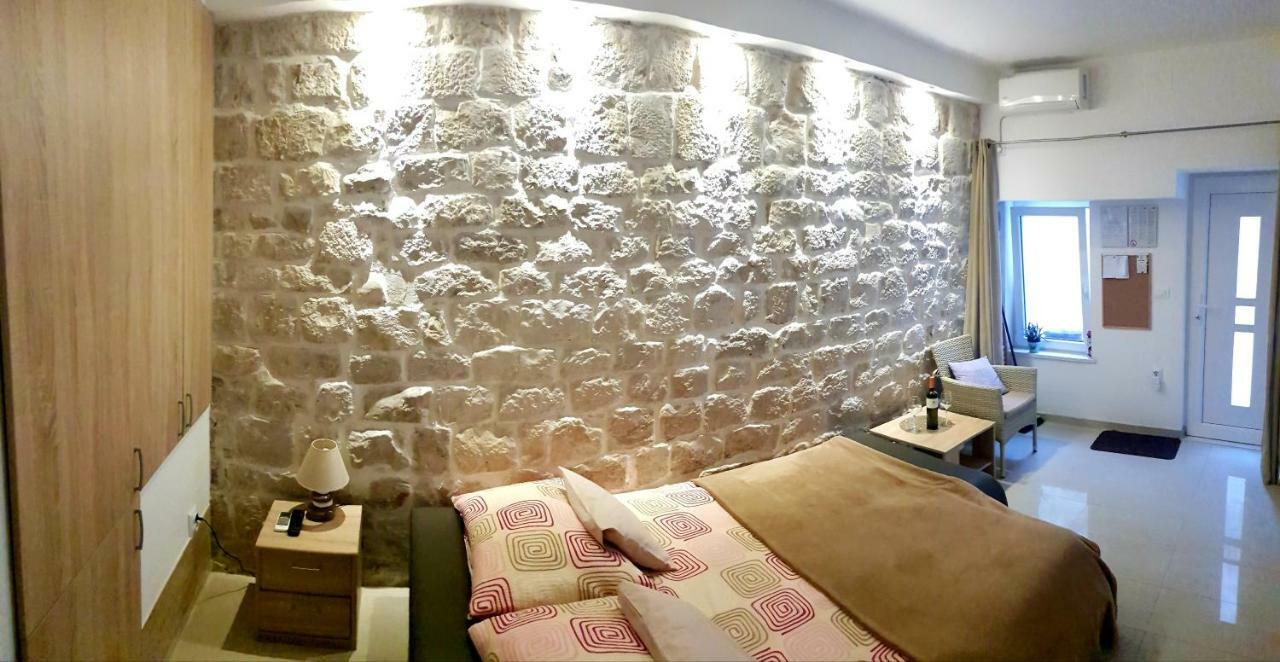 Kaštela Studio Apartment Legcevic מראה חיצוני תמונה