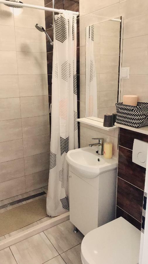 Kaštela Studio Apartment Legcevic מראה חיצוני תמונה
