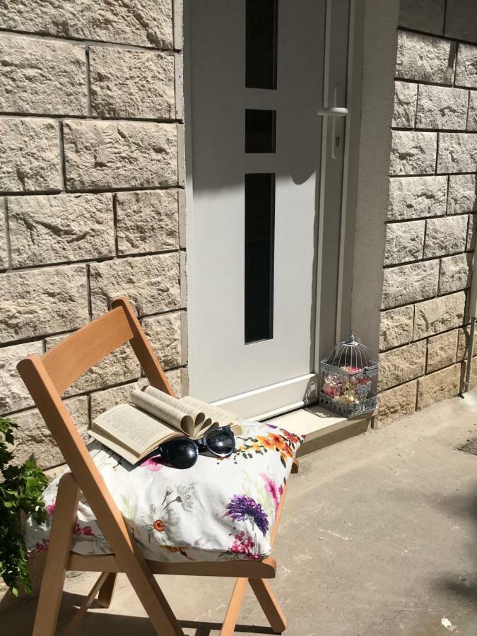 Kaštela Studio Apartment Legcevic מראה חיצוני תמונה